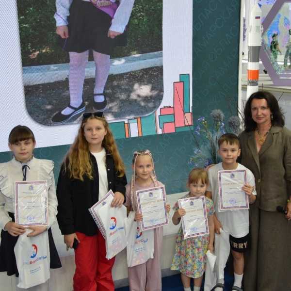 Победители конкурса детского рисунка «Мои родители - строители!».