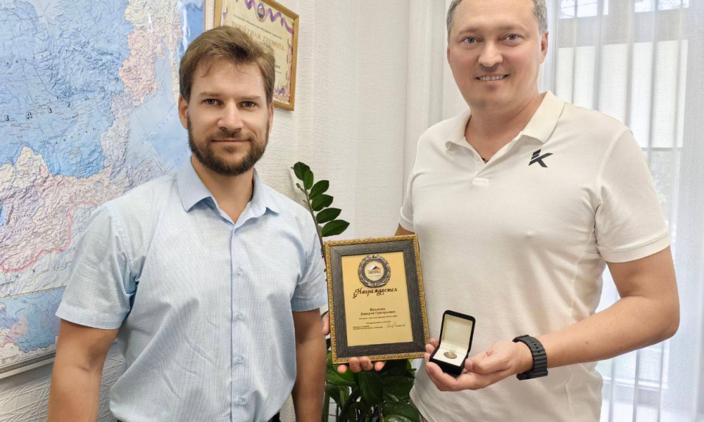 Поздравляем руководителей и сотрудников строительных организаций, чьи профессиональные достижения были отмечены наградами Национального объединения строителей (НОСТРОЙ)!